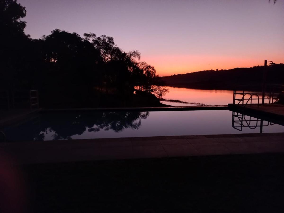 Chacara Em Condominio A Beira Da Represa Para Locacao Familiar Ibiúna 外观 照片